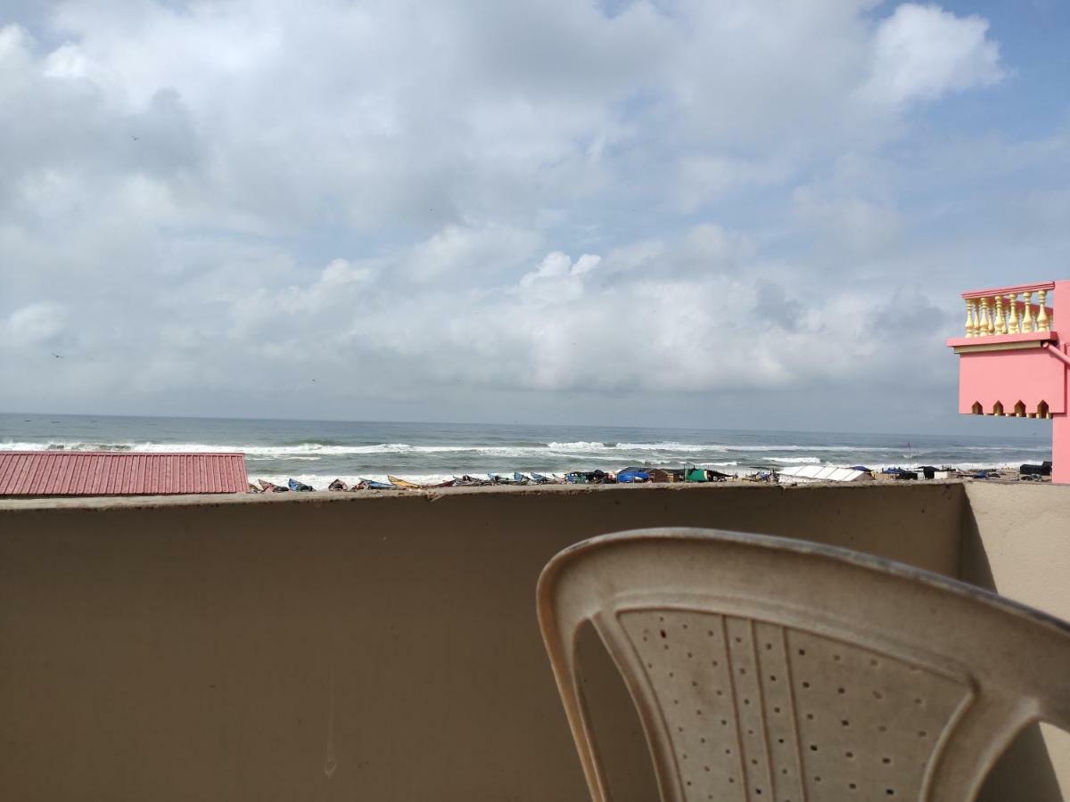 Nirman Beach Homestay Пури Экстерьер фото